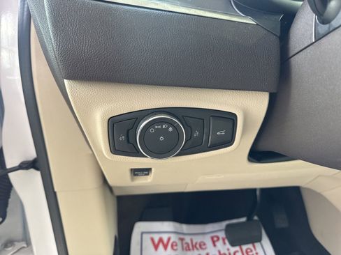 Used 2019 Lincoln MKC Premiere image 23