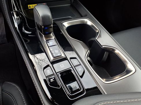 Used 2024 Lexus NX 350 AWD w/ Premium Package image 11