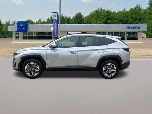 Certified 2025 Hyundai Tucson SEL AWD/4WD image 10