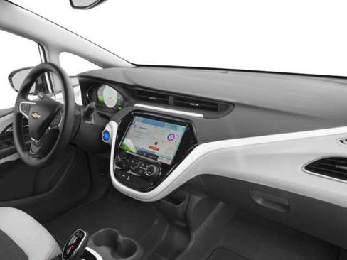 Used 2017 Chevrolet Bolt LT FWD image 11