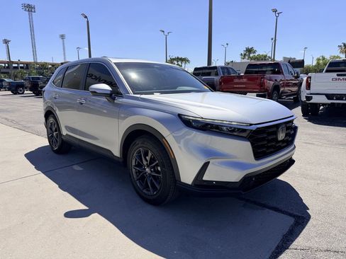 Used 2026 Honda CR-V EX-L image 2