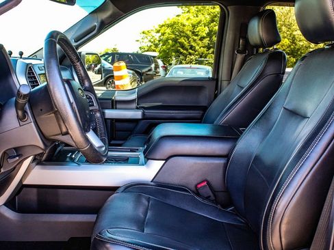 Used 2016 Ford F150 Lariat AWD/4WD image 31