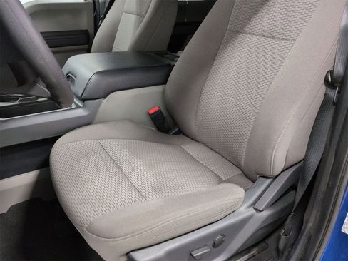 Used 2022 Ford F350 XLT w/ XLT Premium Package image 16