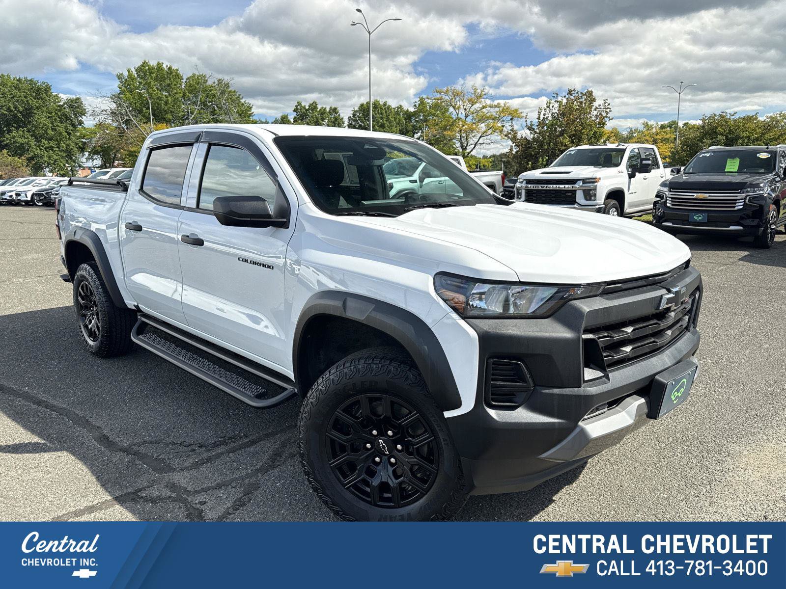 Certified 2024 Chevrolet Colorado Trail Boss w/ Advanced Trailering Package AWD/4WD image 1