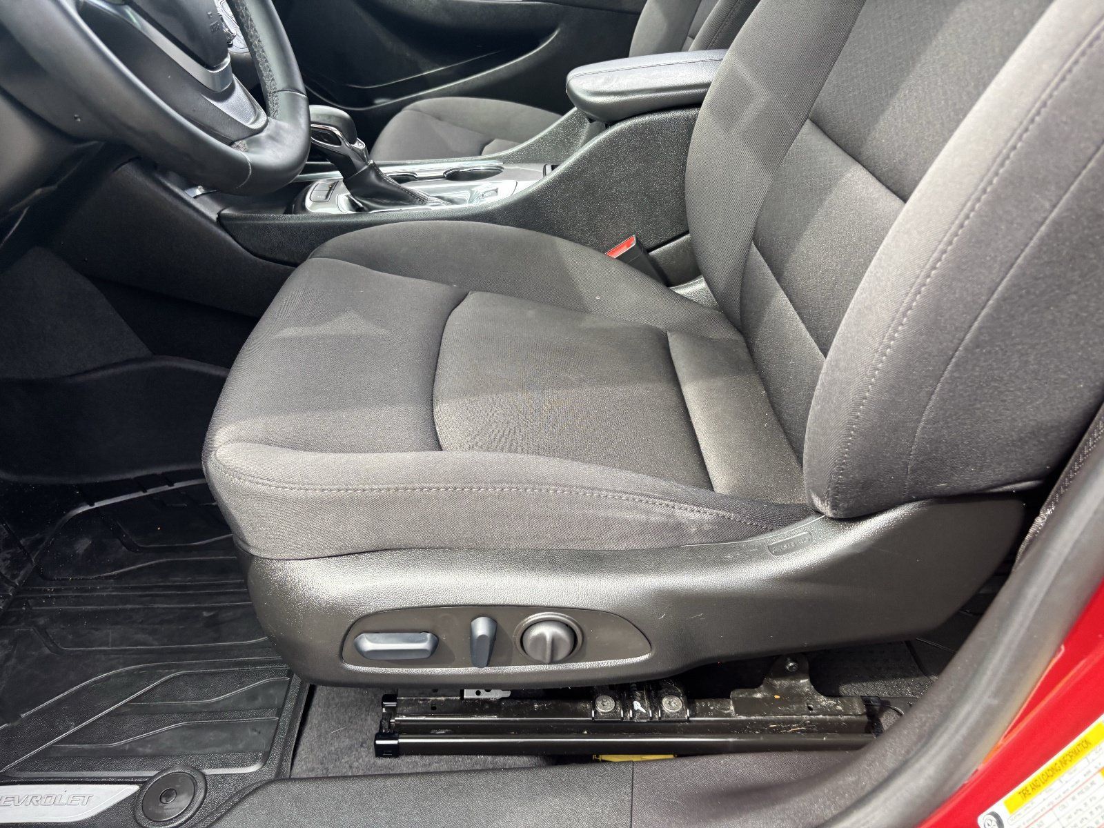 Used 2023 Chevrolet Malibu LT w/ Sport Edition FWD image 21