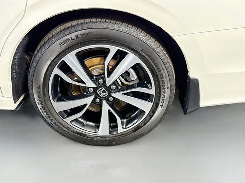 Used 2018 Honda Odyssey Elite image 35
