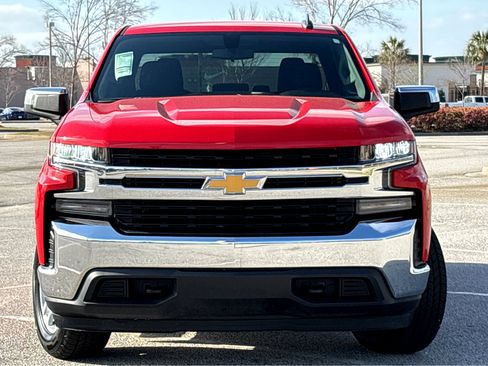 Used 2022 Chevrolet Silverado 1500 LT w/ Z71 Off-Road Package image 2