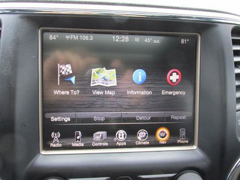 Used 2014 Jeep Grand Cherokee Limited w/ Luxury Group II image 13