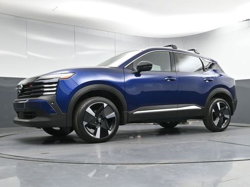 Used 2026 Nissan Kicks SR FWD image 19
