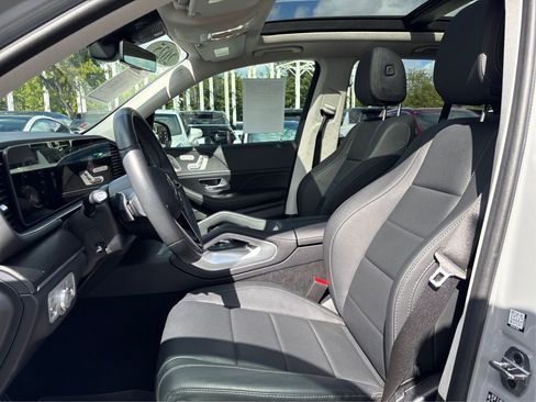 Used 2025 Mercedes-Benz GLE 350 4MATIC image 9