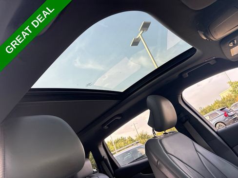 Used 2019 Lincoln Nautilus Reserve FWD image 14