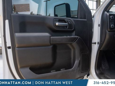 Used 2024 Chevrolet Silverado 2500 Custom w/ Custom Value Package AWD/4WD image 12