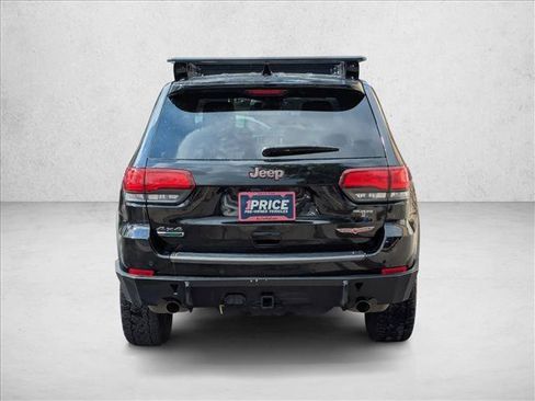 Used 2018 Jeep Grand Cherokee Trailhawk w/ Trailhawk Luxury Group AWD/4WD image 6