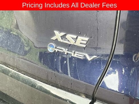 Used 2025 Toyota RAV4 XSE w/ Premium Package AWD/4WD image 9