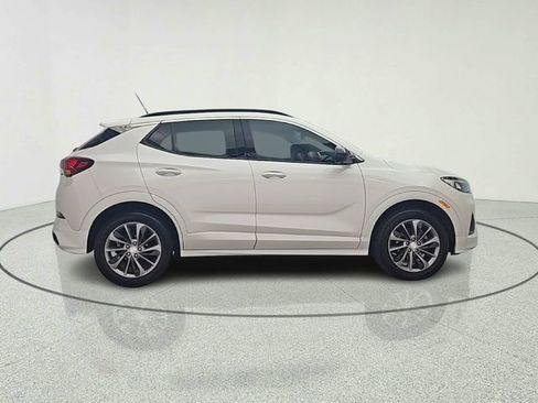 Used 2020 Buick Encore GX Essence w/ Advanced Technology Package AWD/4WD image 7