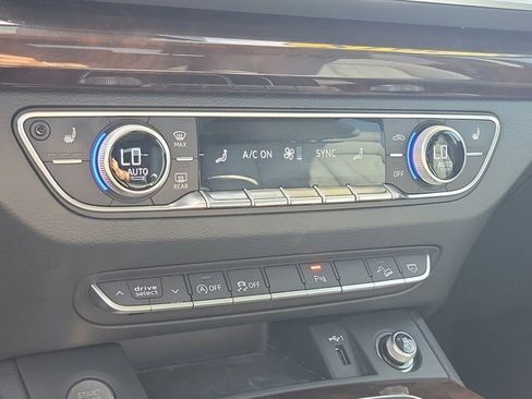 Used 2018 Audi Q5 2.0T Premium Plus w/ Premium Plus Package image 30