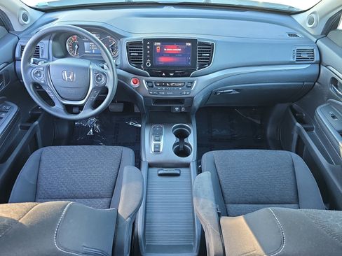 Used 2023 Honda Ridgeline Sport image 9
