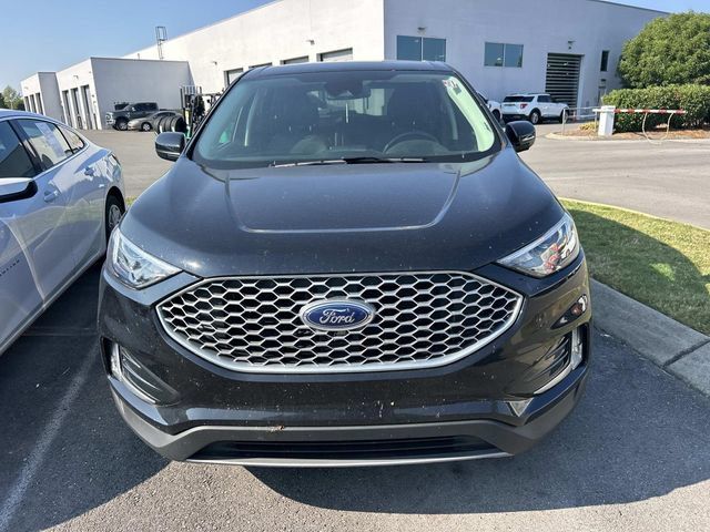 Used 2024 Ford Edge SEL w/ Convenience Package AWD/4WD image 2