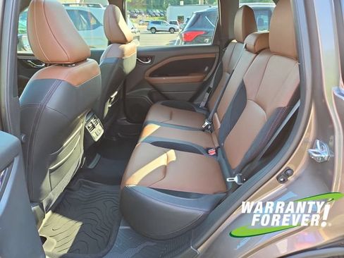 Used 2025 Subaru Forester Touring AWD/4WD image 16