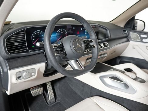 Certified 2026 Mercedes-Benz GLS 450 4MATIC image 14