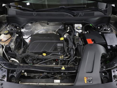 Used 2024 Chevrolet Trax RS image 30