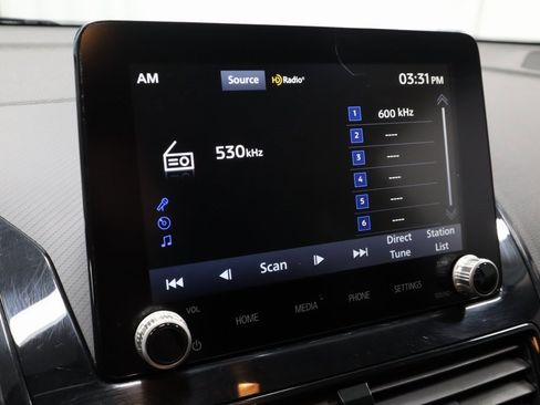 Used 2023 Mitsubishi Eclipse Cross LE image 3