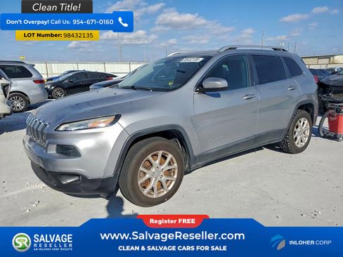 Used 2014 Jeep Cherokee Latitude image 1