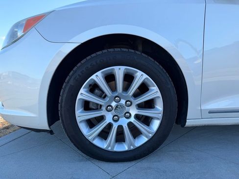 Used 2013 Buick LaCrosse Leather w/ Entertainment Package image 9