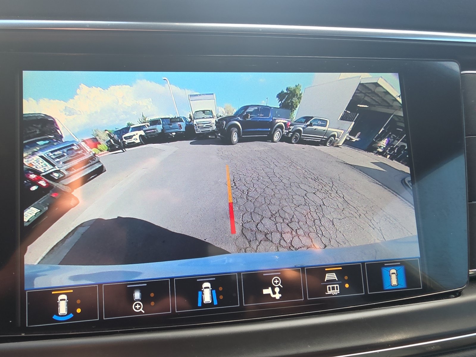 Used 2024 Buick Enclave Avenir w/ Avenir Technology Package FWD image 17