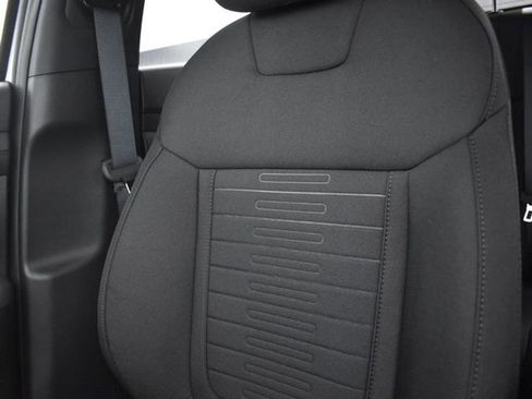 Used 2025 Hyundai Santa Cruz SE image 10