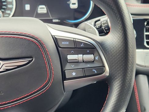 Used 2025 Genesis G70 3.3T Advanced w/ Sport Prestige Package image 28