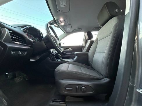 Used 2020 Chevrolet Traverse LT AWD/4WD image 17