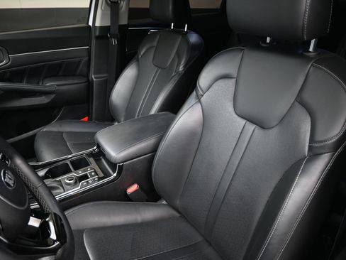 Used 2021 Kia Sorento SX image 11