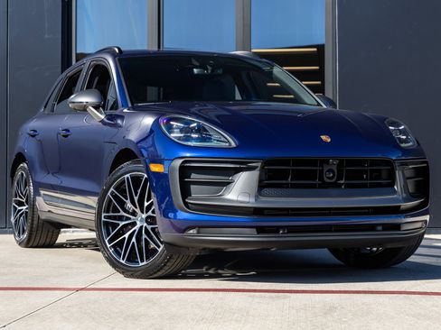 New 2026 Porsche Macan Turbo image 6
