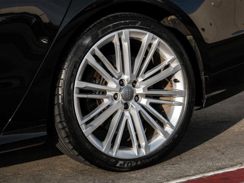 Used 2017 Audi A8 L 4.0T w/ Driver Assistance Package image 64