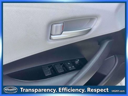 Certified 2024 Toyota Corolla SE FWD image 17