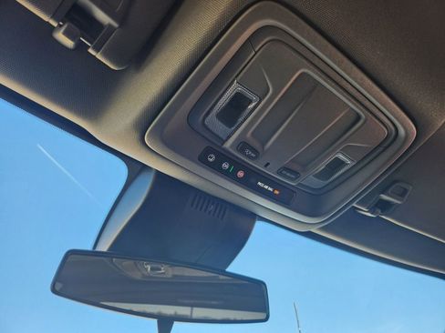 Used 2024 Chevrolet Silverado 2500 Custom w/ Custom Convenience Package image 19