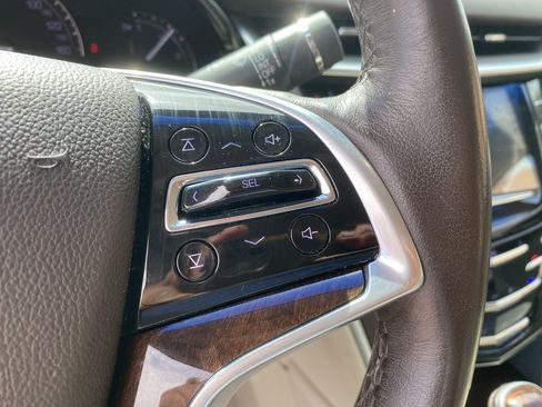 Used 2017 Cadillac XTS Luxury w/ Driver Awareness Package image 33