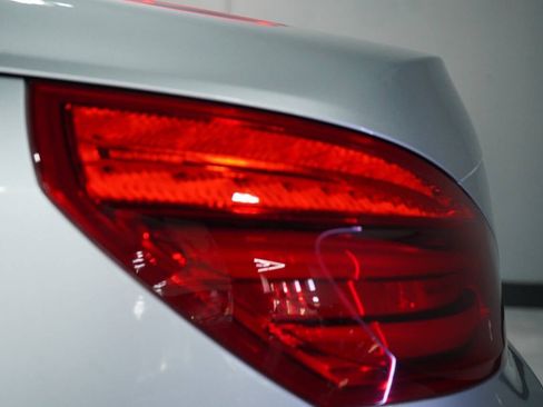 Used 2018 Mercedes-Benz SL 450 image 23