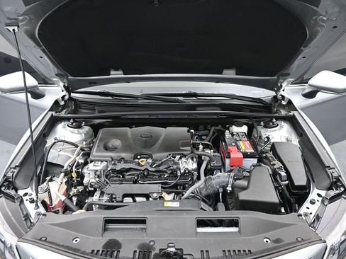 Used 2023 Toyota Camry SE image 25
