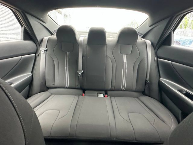 Used 2026 Hyundai Elantra Sport FWD image 25