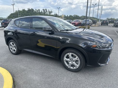 New 2025 Dodge Hornet GT w/ Cold Weather Group image 5