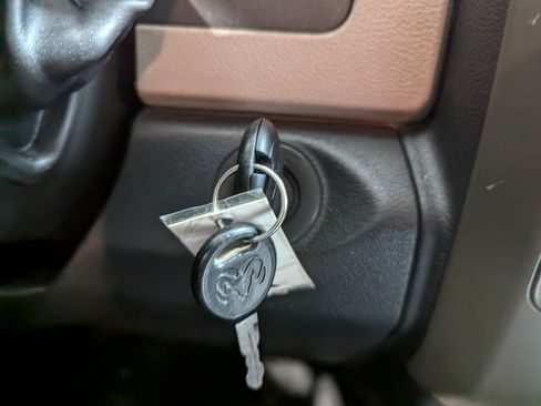 Used 2012 RAM 1500 Express image 14