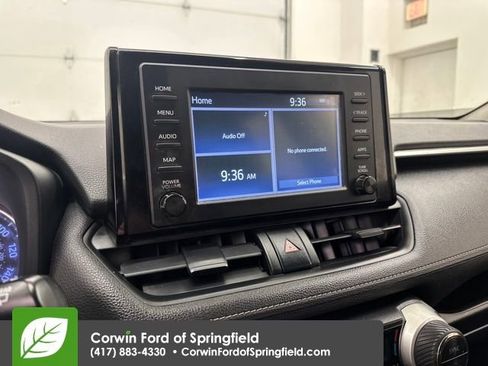 Used 2019 Toyota RAV4 LE image 23