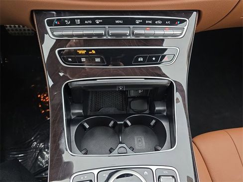 Used 2023 Mercedes-Benz E 450 4MATIC Cabriolet image 27