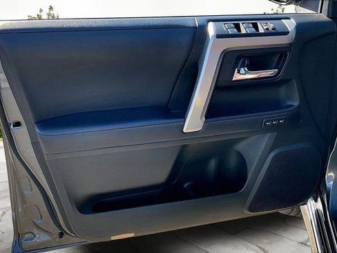 Used 2021 Toyota 4Runner Limited image 21