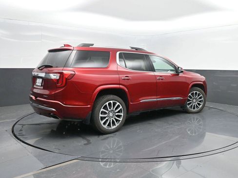 Used 2023 GMC Acadia Denali w/ Denali Technology Package image 2