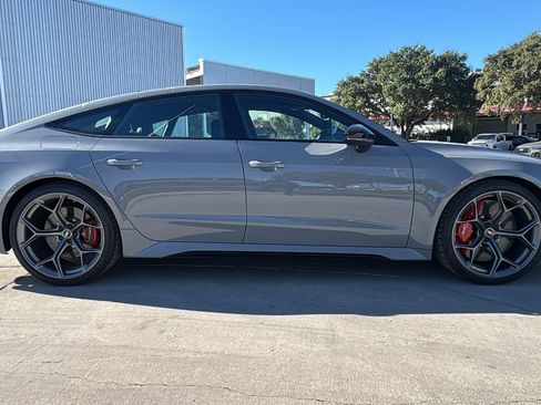 New 2026 Audi RS 7 Performance image 8