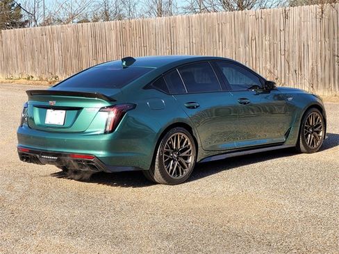 Used 2025 Cadillac CT5 V Blackwing w/ Carbon Fiber 2 Package image 4