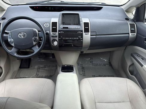 Used 2009 Toyota Prius w/ Pkg 6 FWD image 36